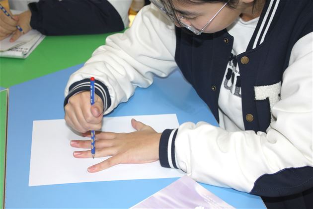 聚焦心灵 伴她成长——棠外高中开展女生赋能团体辅导活动（上）