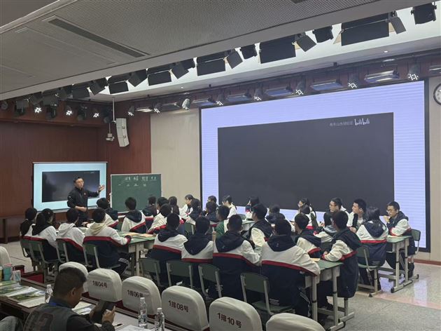 刘思泽赛课照片