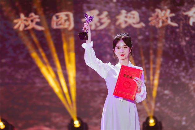 喜报：棠外在四川省校园影视成果展中荣获五项一等奖