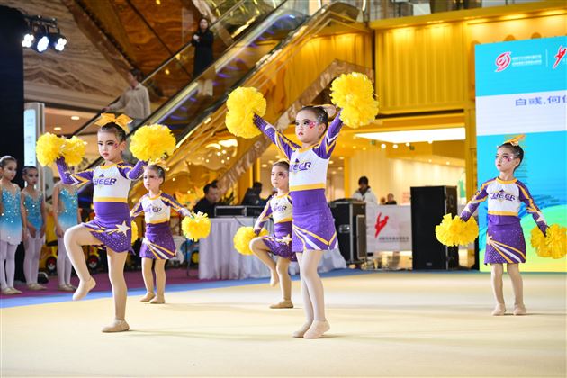 体操小将闪耀蓉城！市级比赛斩获三个特等奖