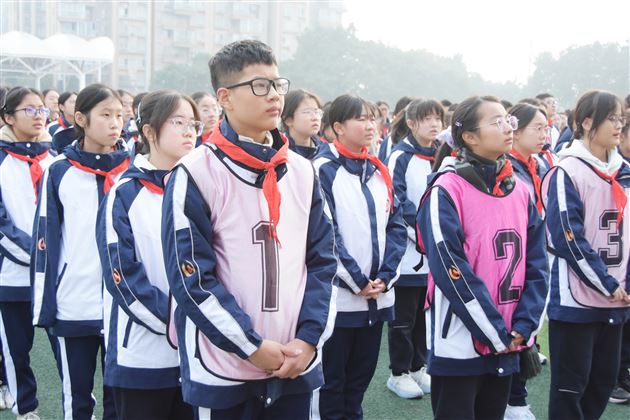 法治同行护成长　宪法精神润心田——棠外初中2025年宪法宣传周系列活动之主题升旗仪式（二）