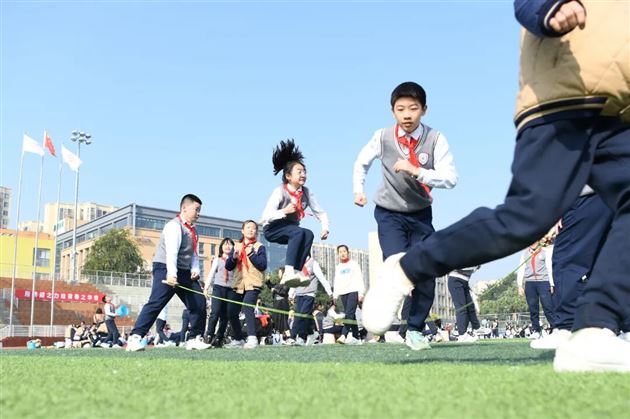 盛世华章展风采 运动强国育新苗——棠外附小2025年冬季集体项目趣味运动会圆满举行