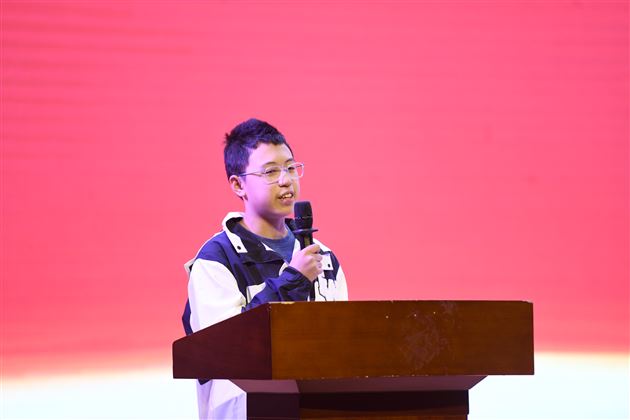 棠外高2025级期中表彰大会圆满举行