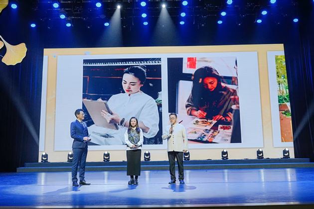 棠外教师受邀参加成都银杏艺术团30周年活动访谈