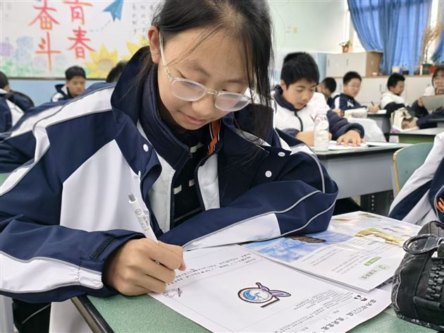 棠外初2025级“我爱我班”班徽设计大赛成功举办 