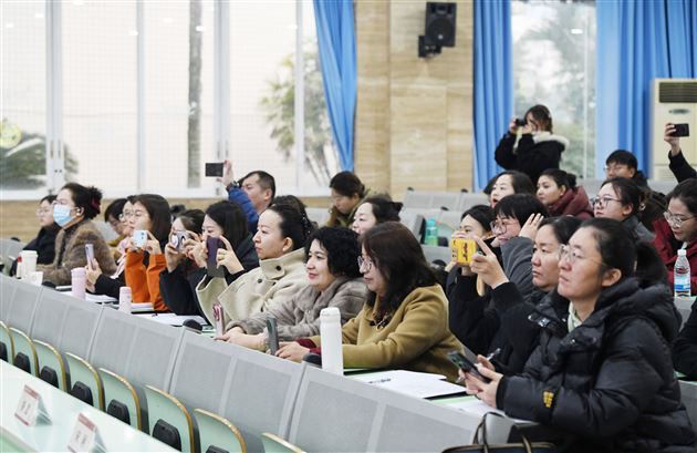 棠外成功承办新疆维吾尔自治区“国培计划（2025）”心理健康教育骨干教师培训