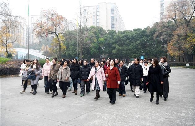 棠外成功承办新疆维吾尔自治区“国培计划（2025）”心理健康教育骨干教师培训