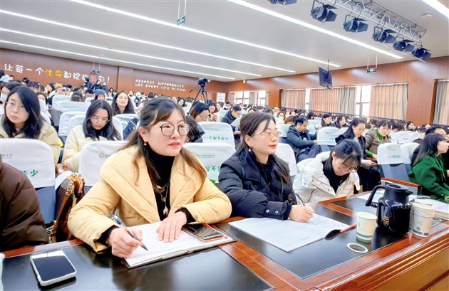 棠外附小康超老师精彩献课双流区小学语文期末复习专题研讨活动