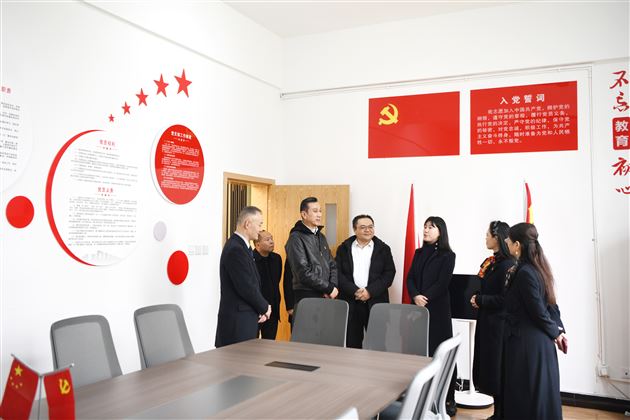 棠外省级党建课题《党建赋能小学教师教育家精神培育的路径研究》顺利开题