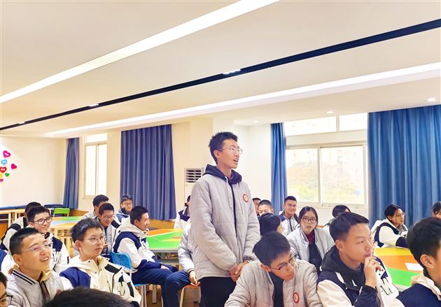 棠外高中开展“人际专题”学生心理团体辅导活动