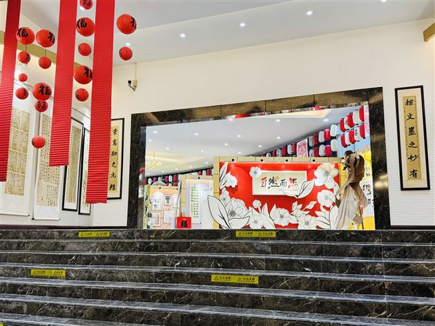 “自然而然·美润成长”棠外第十二届校园艺术节书法、绘画、摄影作品展精彩启幕