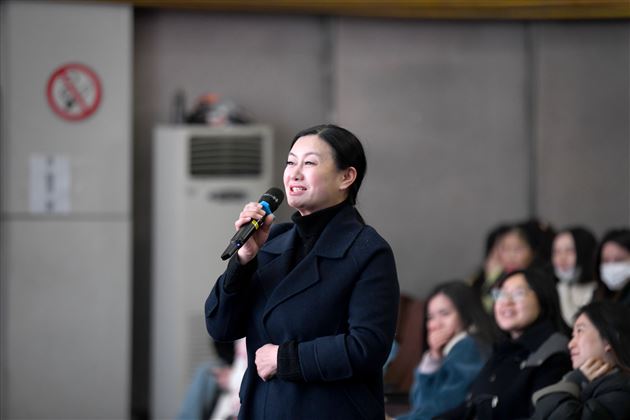 棠外附小举行家庭教育讲座