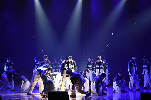 棠外举行2025年校园艺术节展演暨2026年新年文艺联欢晚会