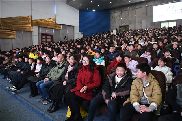 棠外举办小初衔接分享会 