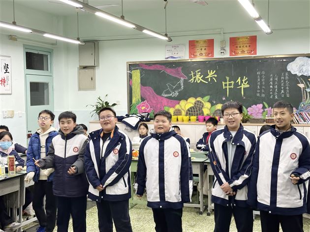 棠外初一举行班级元旦晚会
