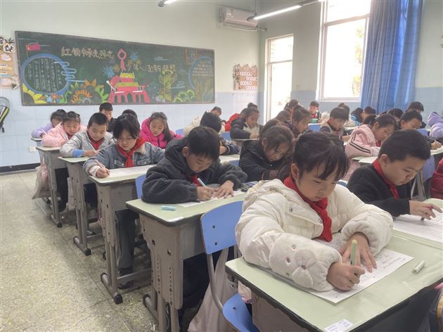 棠外附小成功举办2025年秋期“阳光杯”作文比赛