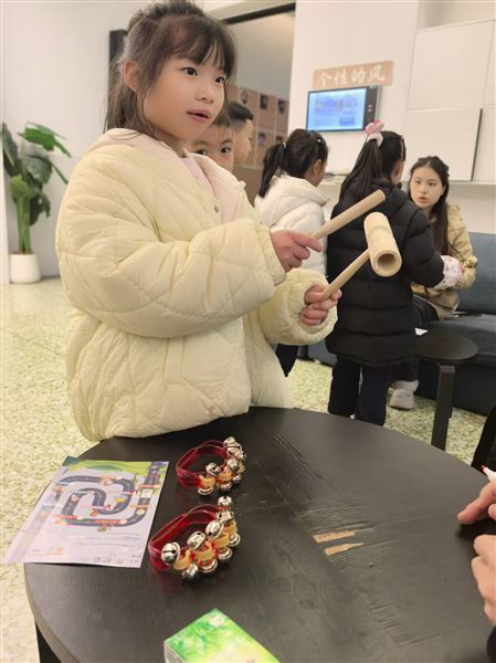 棠外附小一、二年级开展创意闯关活动