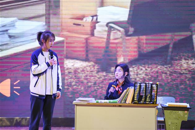 情暖千家迎骏岁 弦歌不辍启新程——棠外2026年教职工迎新春联欢会暨团拜会圆满举行