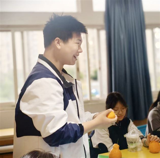 “橙”心守护　共情有方——棠外高中开展高2024级心理委员培训活动