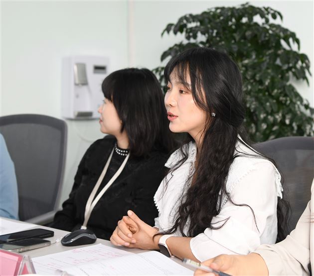 棠外多语种备课组举行教学研讨活动 