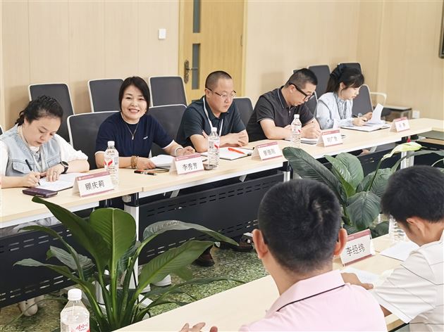 棠外高中召开2026年西华师范大学研究生教育实习交流座谈会