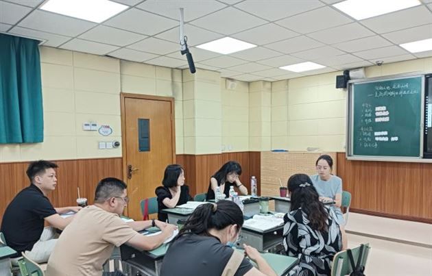 棠外初中历史教研组开展“五项基本功”培训活动 