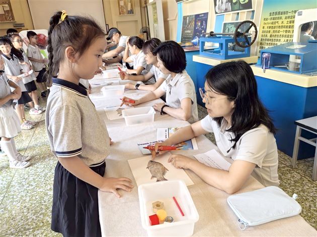 夏日萌娃“趣”闯关　 童心满载赴成长