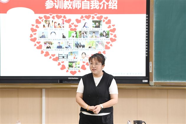 棠外高中2026年新进教师岗前培训圆满完成