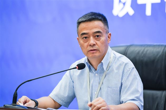成都棠湖外国语学校2026-2027学年度秋季开学行政干部扩大会议