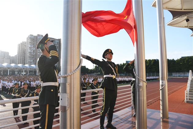 棠外高中举行2026——2027学年度开学典礼