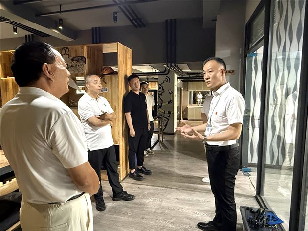 广元市树德小学代表团到访棠外参观交流