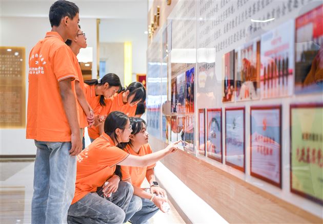 跨山河青春对话！甘南与棠外各族青少年共上一堂大思政课