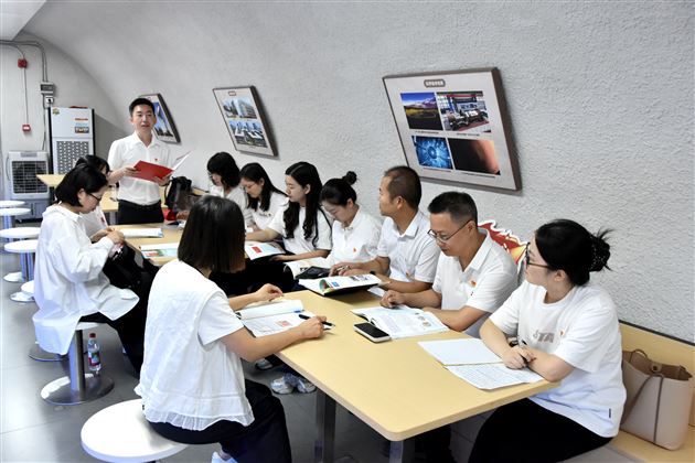 棠外“行走的思政课”——“行走践初心 担当铸师魂”暨思政课一体化国庆爱国教育主题活动（第二期）