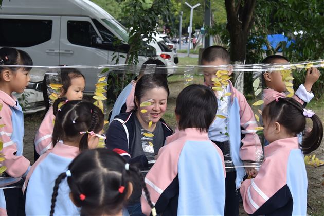 棠湖仁智幼儿园天府芙蓉园秋游活动纪实 