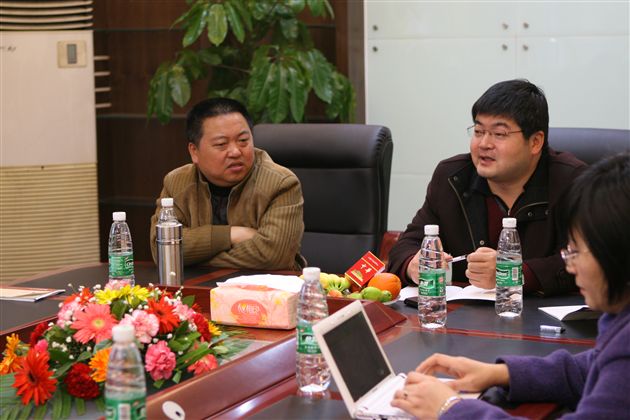 清华中学周进校长高度评价我校的办学经验和成绩