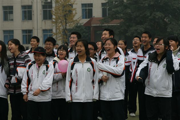 棠湖中学青少年体育俱乐部第十九届田径运动会暨第七届教师趣味运动会(一五)